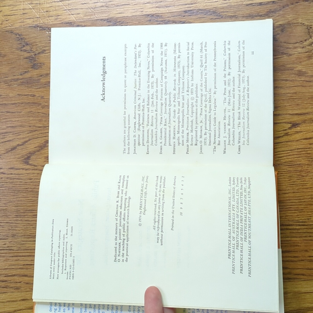 New Strategies For Public Affairs Reporting Hardcover Book Nonfiction Textbook - Picture 6 of 17